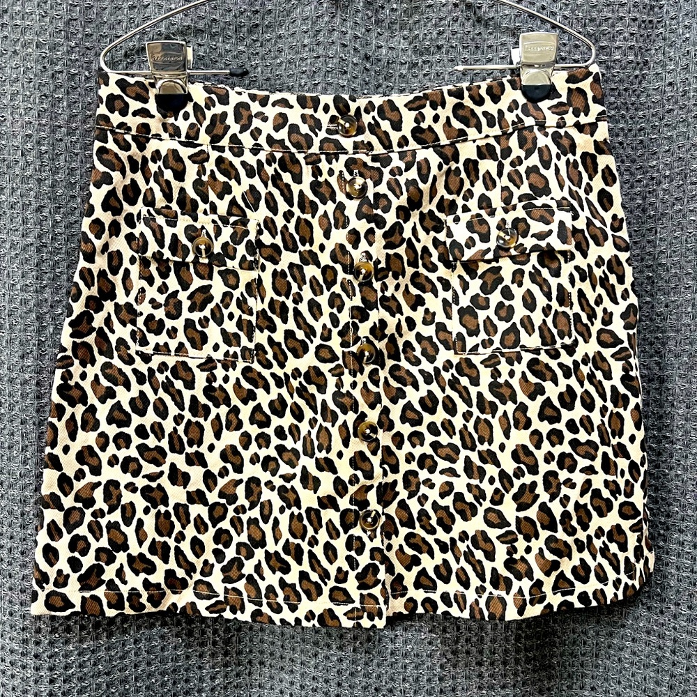 Umgee Leopard Cheetah Print Button Up Denim Skirt Size Large